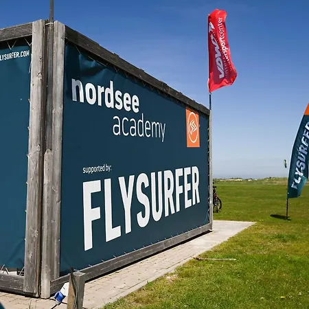 Tiny House Pioneer 3 - Tiny Spot * Schillig